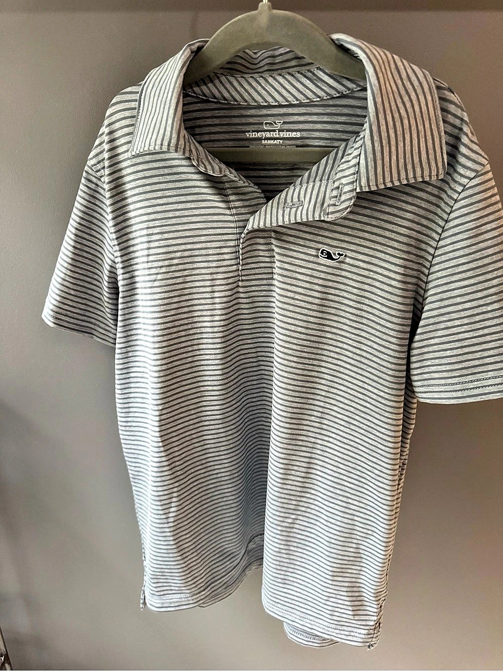 Vineyard Vines Boys M 12-14 Sankaty Performance Polo Gray Striped